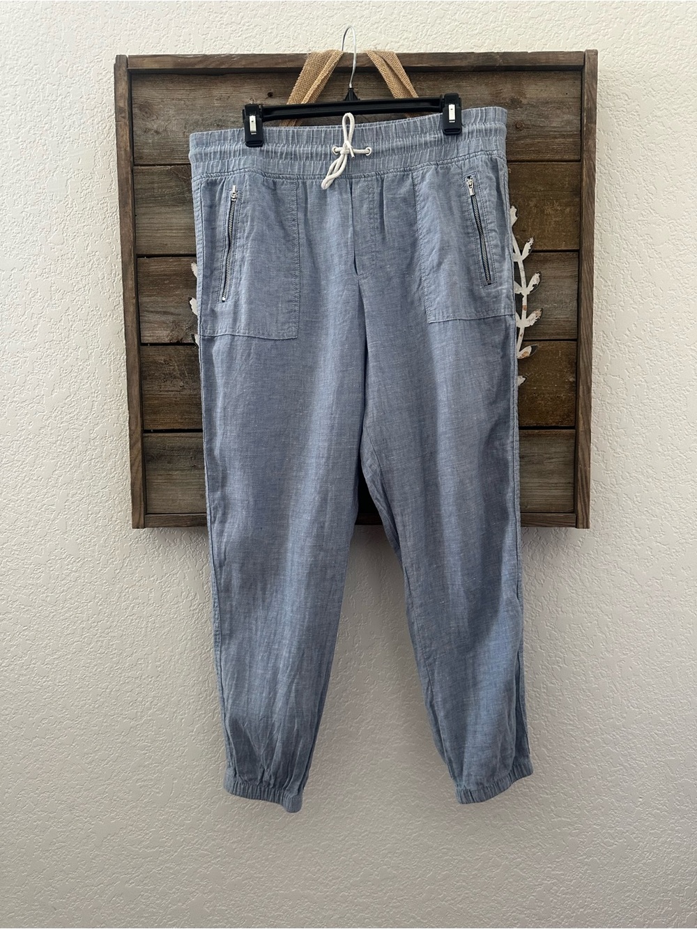 Athleta Cabo Light Blue linen Elastic-Waist Jogger Pants size 12